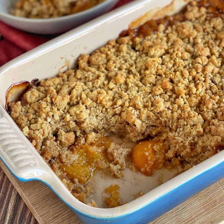 Spiced Apricot Crumble