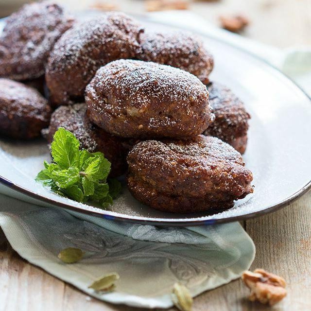 Spiced Banana Fritters with Cardamom