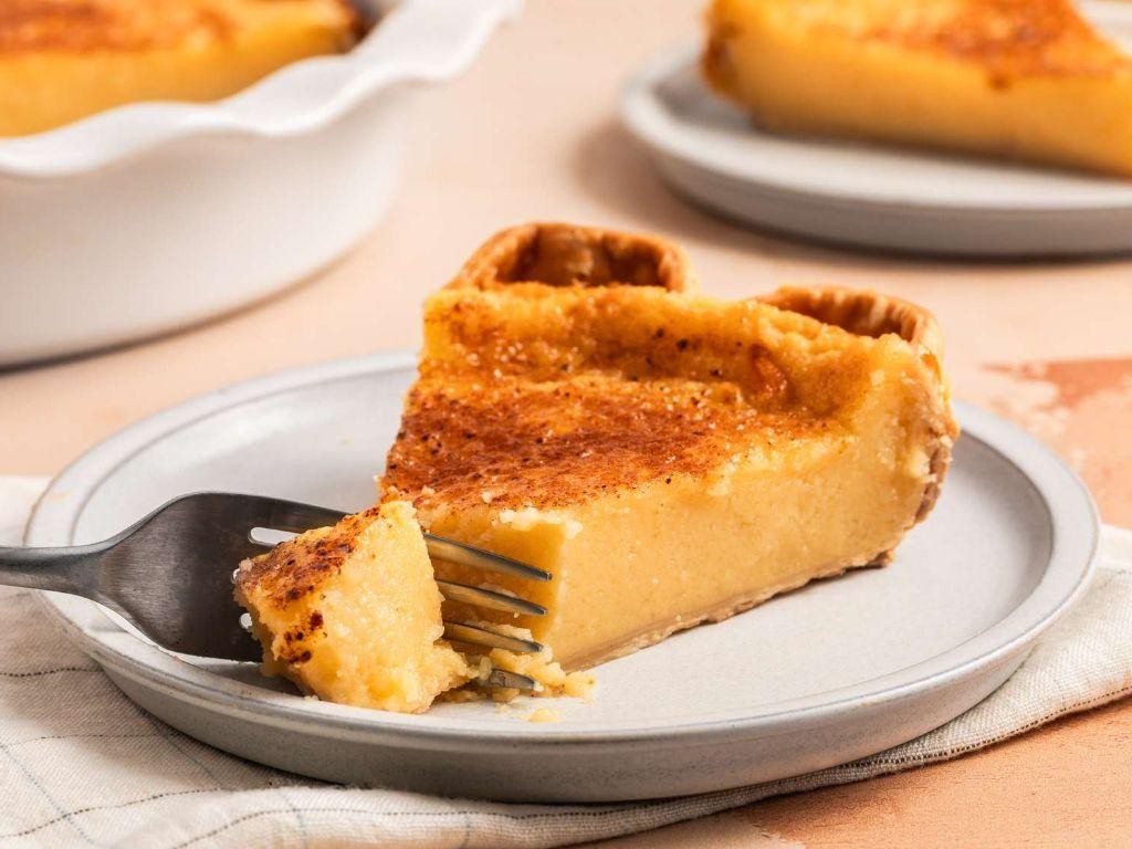 Spiced Eggnog Custard Pie