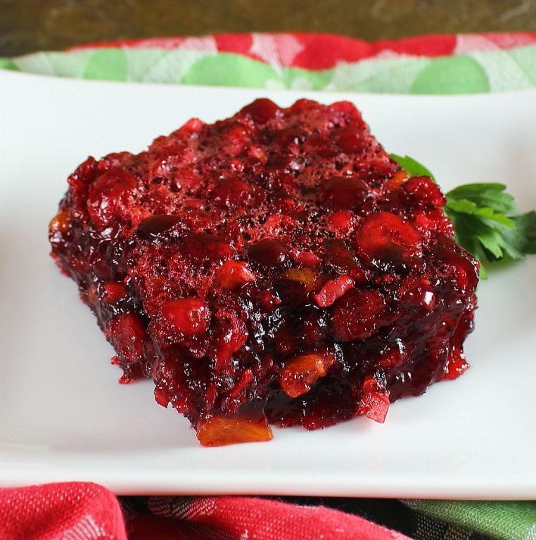 Spiced Orange Jello with Cranberries