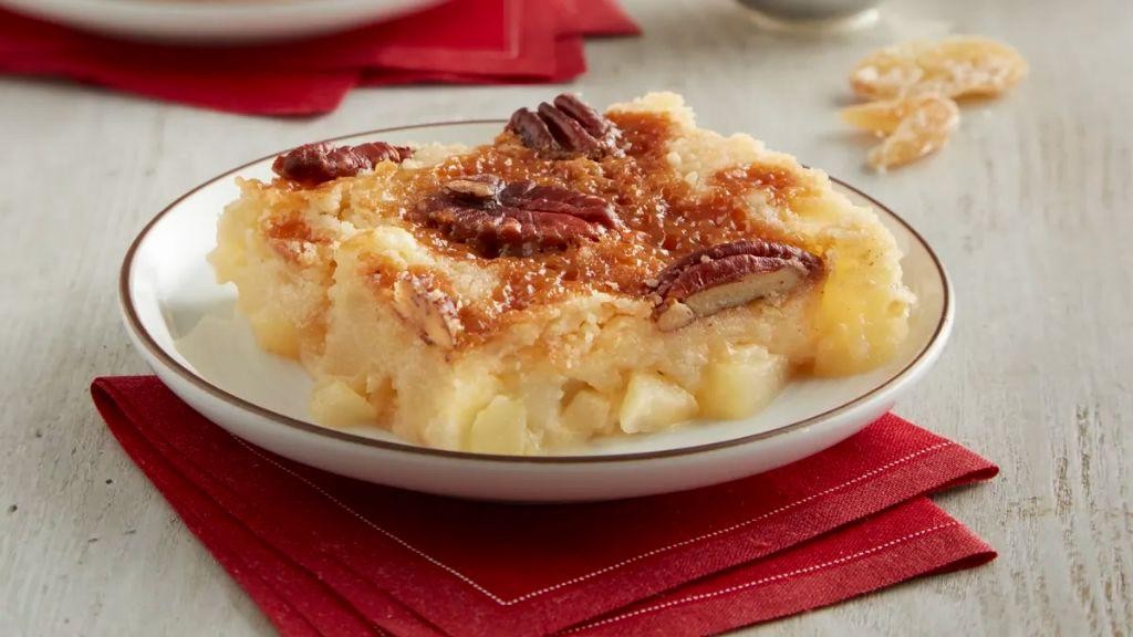 Spiced Pear Gingerbread Dump Cake