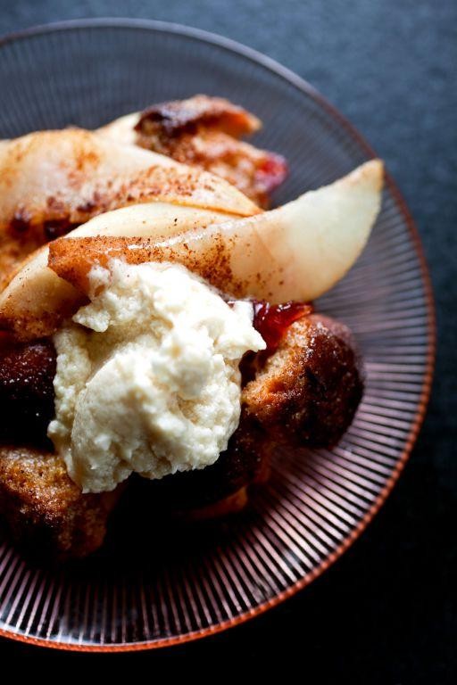 Spiced Pear and Apple Brown Betty