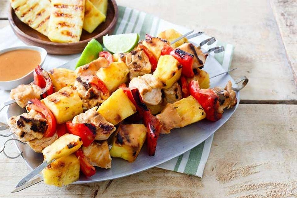 Spicy Baked Pineapple Chicken Skewers
