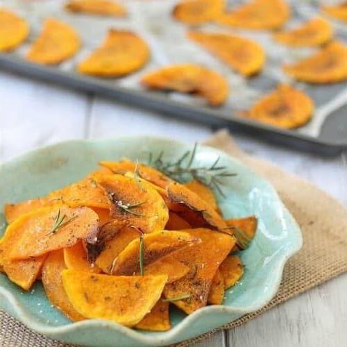 Spicy Baked Yellow Squash Chips