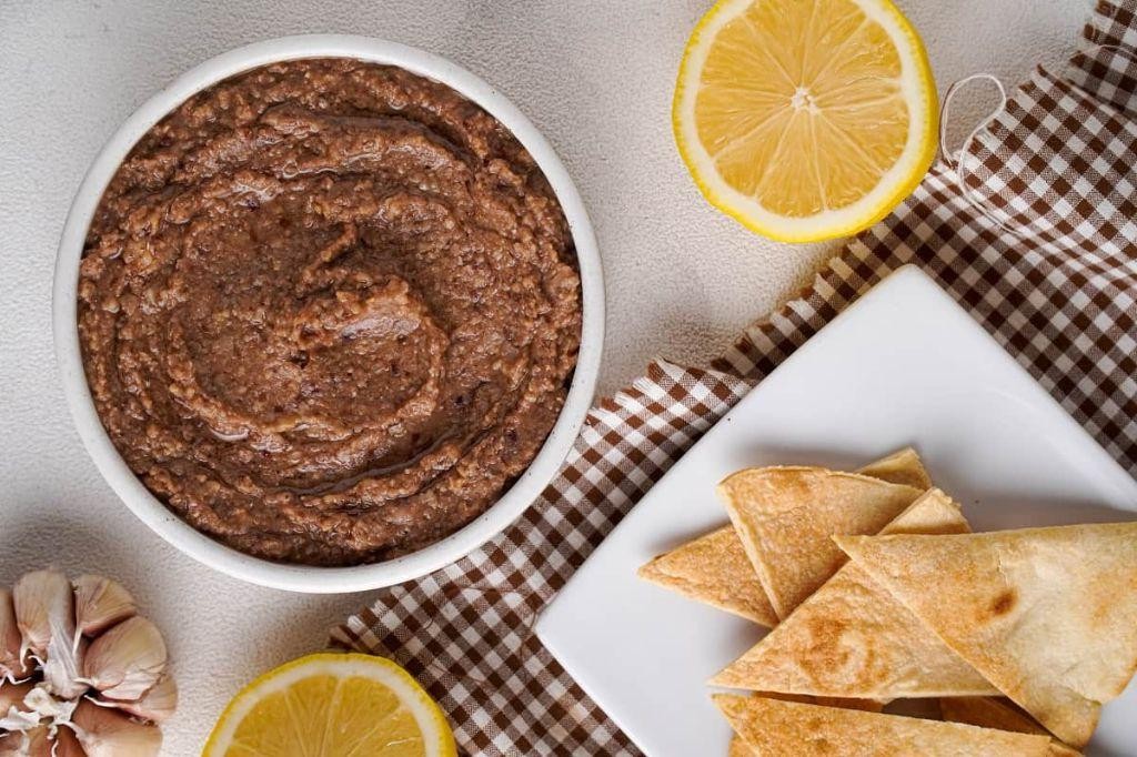 Spicy Black Bean Hummus