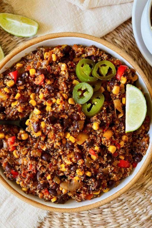 Spicy Black Bean and Quinoa Chili