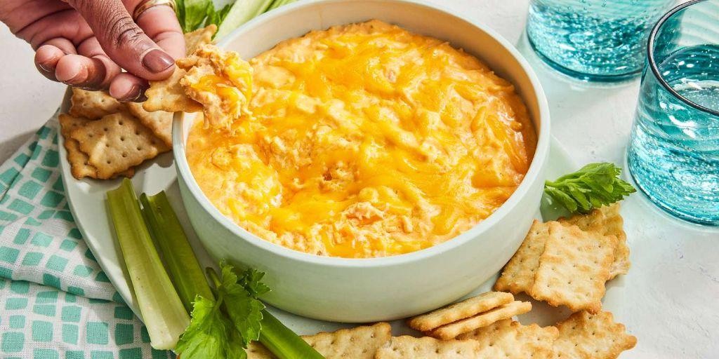 Spicy Buffalo Canned Chicken Dip