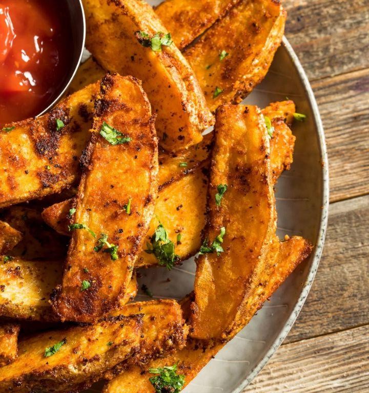 Spicy Cajun Air Fryer Potato Chips