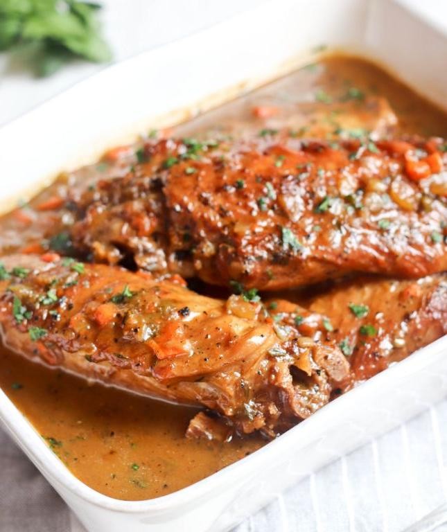 Spicy Cajun Smothered Turkey Wings