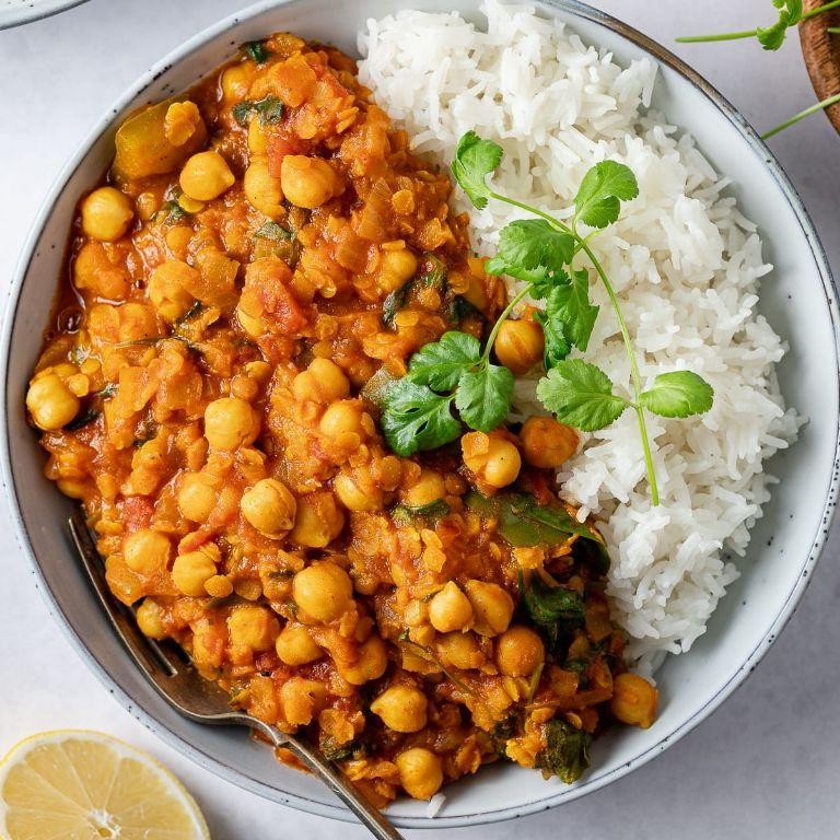 Spicy Chickpea and Lentil Curry
