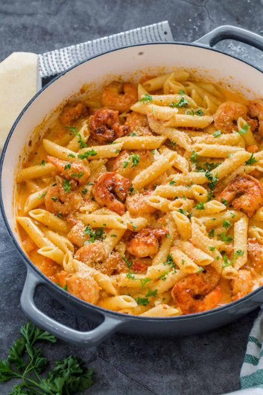 Spicy Creamy Cajun Shrimp Pasta