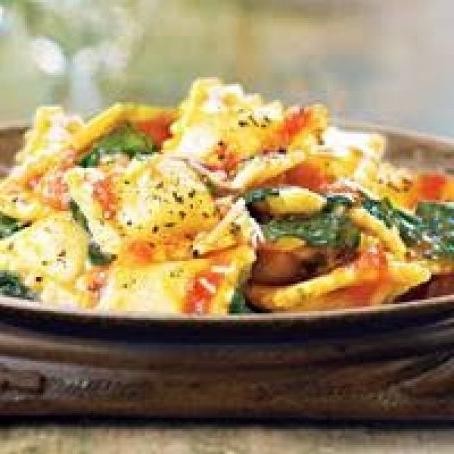 Spicy Crockpot Ravioli Arrabbiata