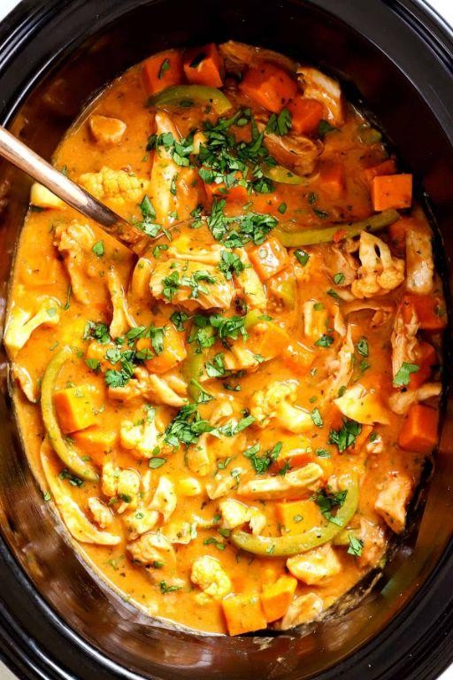 Spicy Crockpot Thai Chicken Curry