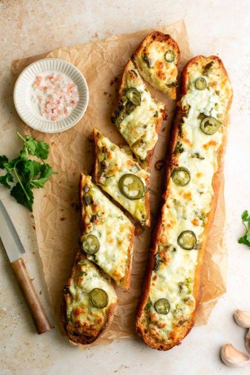 Spicy Jalapeño Garlic Cheese Bread