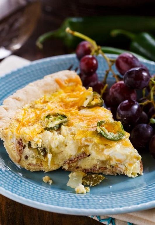 Spicy Jalapeño, Ham, and Cheese Quiche