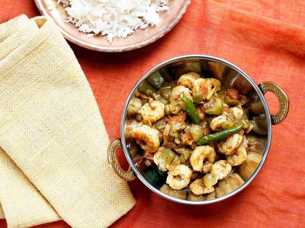 Spicy Loofah and Shrimp Stir-Fry