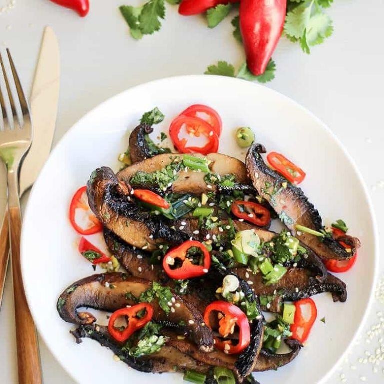 Spicy Sautéed Portobello with Chili Flakes