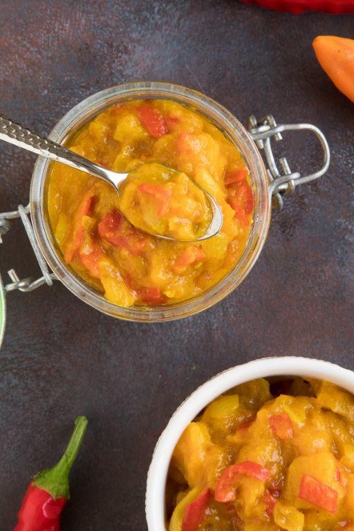 Spicy Serrano Pepper and Mango Chutney