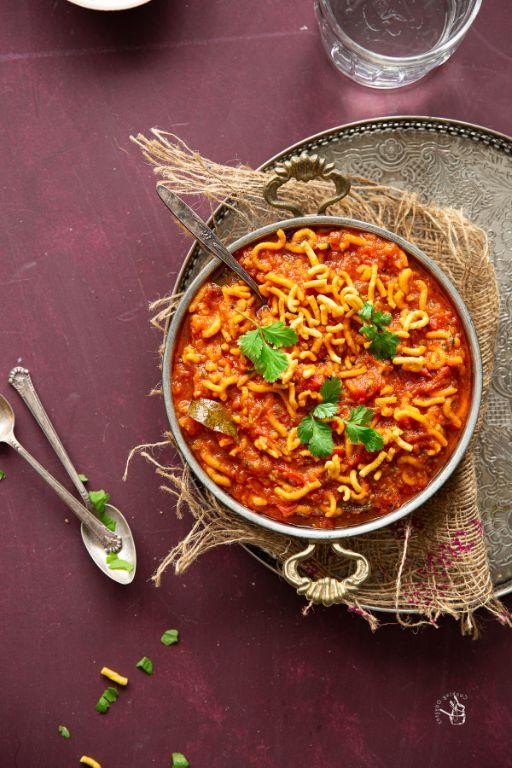 Spicy Sev Tameta Nu Shaak