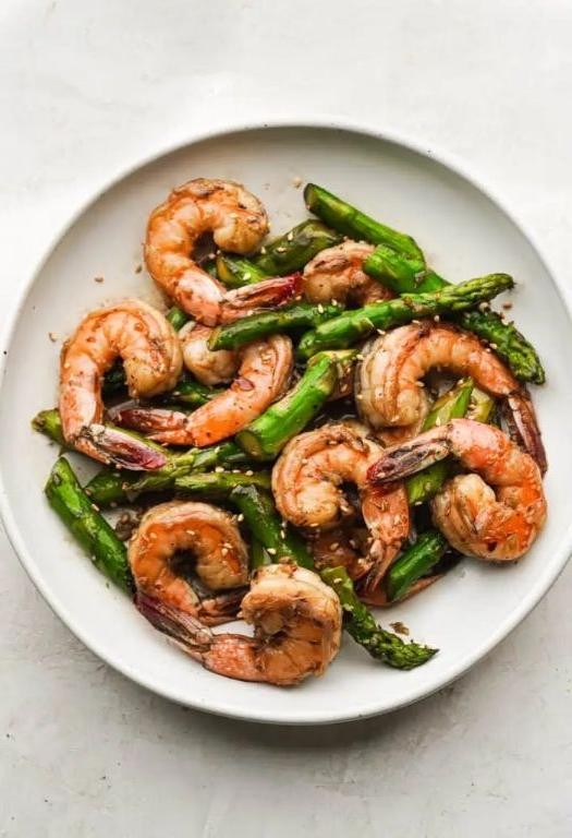 Spicy Shrimp and Asparagus Stir-Fry