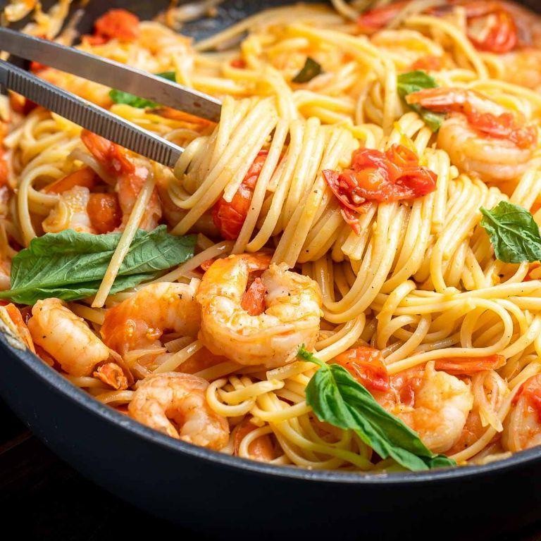 Spicy Tomato Basil Shrimp Spaghetti
