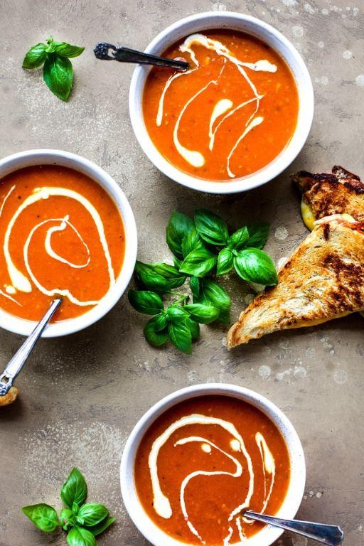 Spicy Tomato Basil Sriracha Soup
