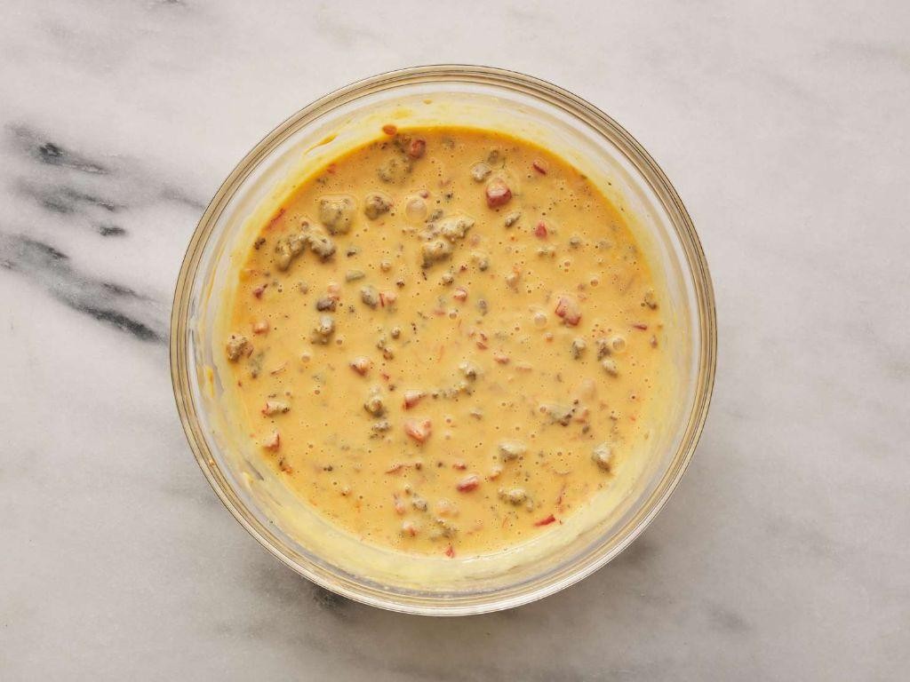 Spicy Velveeta Sausage and Jalapeño Dip