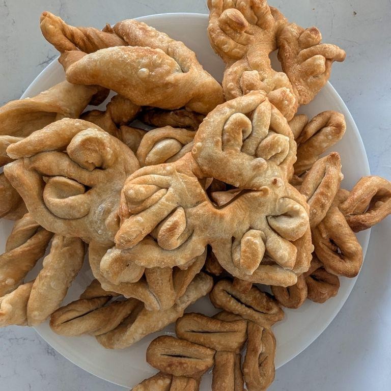 Spicy and Aromatic Khapsay (Tibetan Cookies)