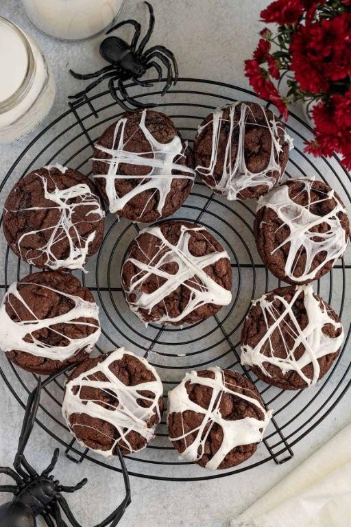 Spiderweb Chocolate Chip Cookies
