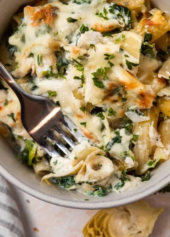 Spinach and Artichoke Chicken Noodle Hotdish