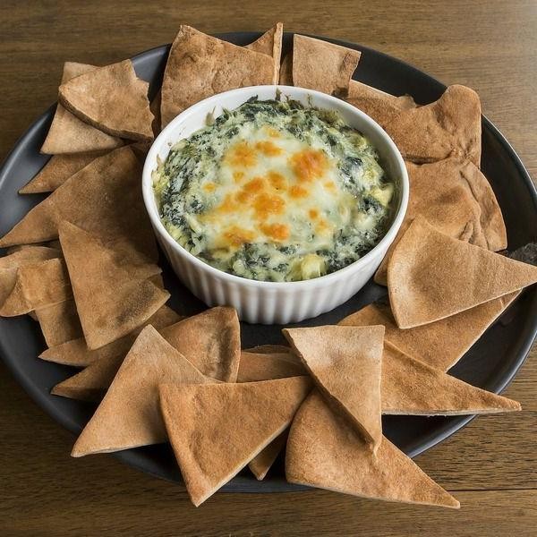 Spinach and Artichoke Dip with Crispy Pita Chips