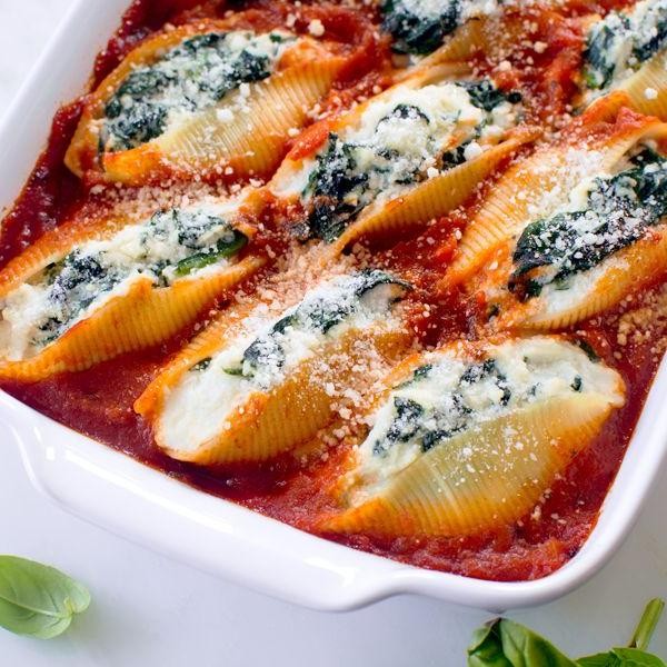 Spinach and Ricotta Stuffed Shells