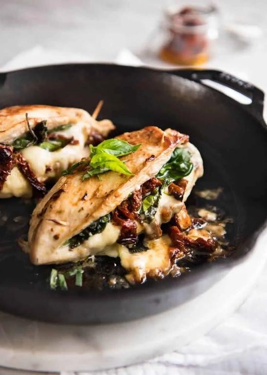 Spinach and Sundried Tomato Stuffed Chicken
