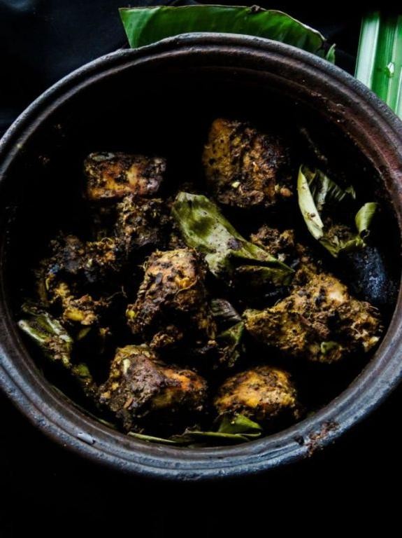 Sri Lankan Fish Ambul Thiyal (Sour Fish Curry)