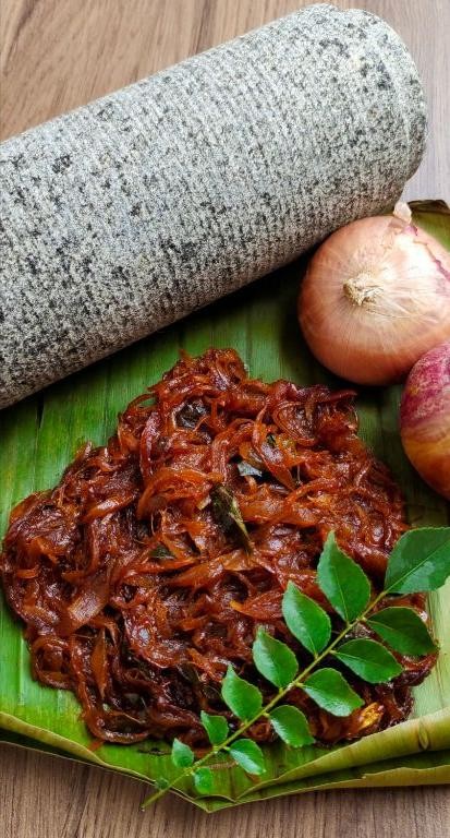 Sri Lankan Seeni Sambol (Caramelized Onion Relish)