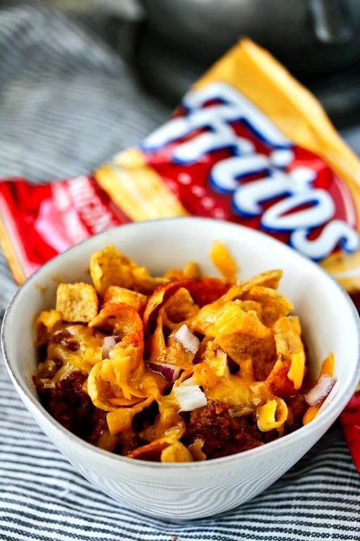 Sriracha-Spiced Frito Pie