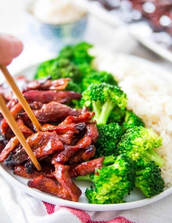Sticky Hoisin Country Style Ribs with Steamed Broccoli