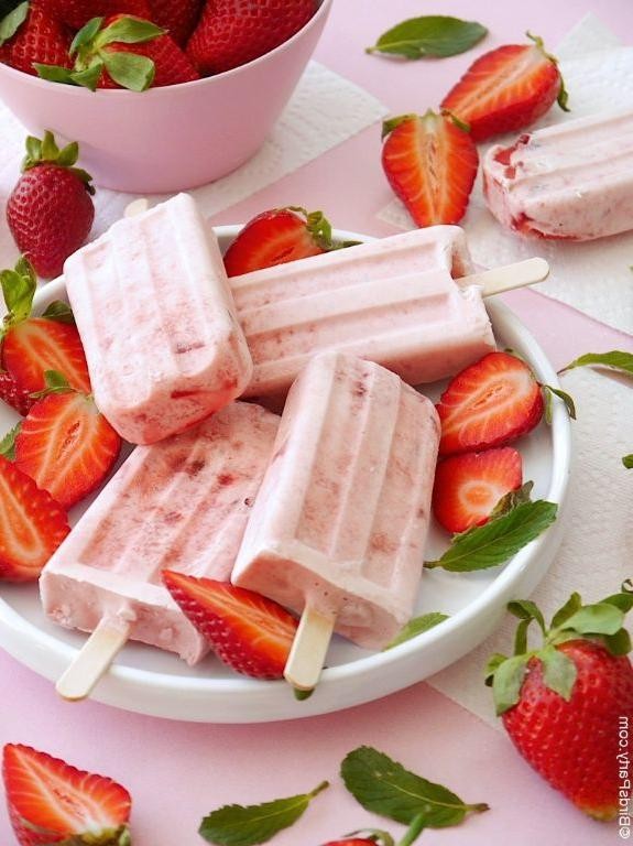 Strawberry Cream Popsicles