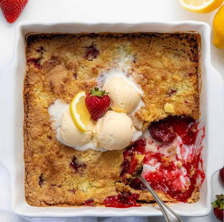 Strawberry Lemonade Sunshine Dump Cake
