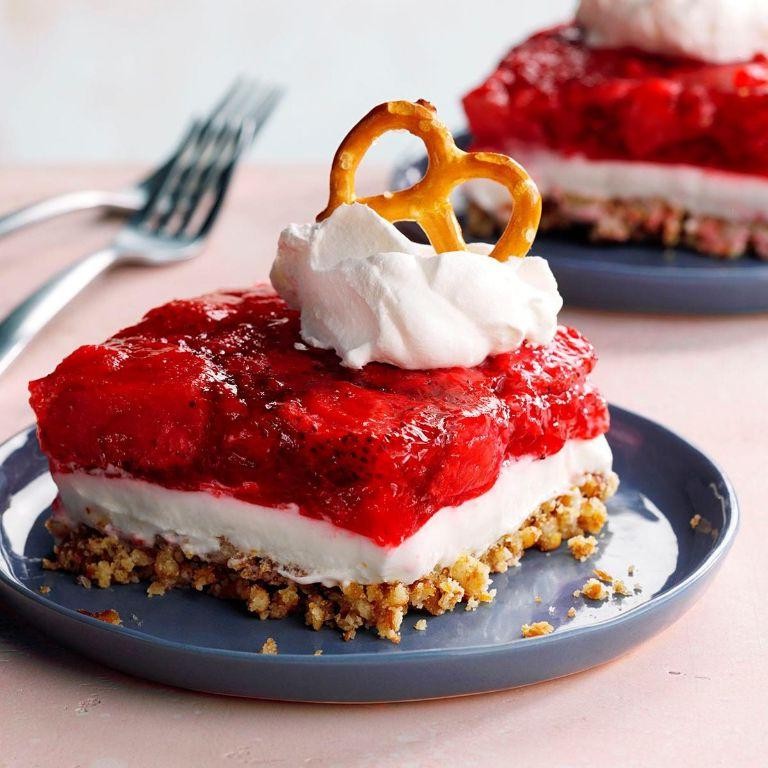 Strawberry Pretzel Salad Dessert