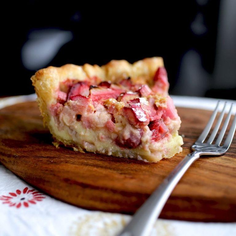 Strawberry Rhubarb Custard Pie