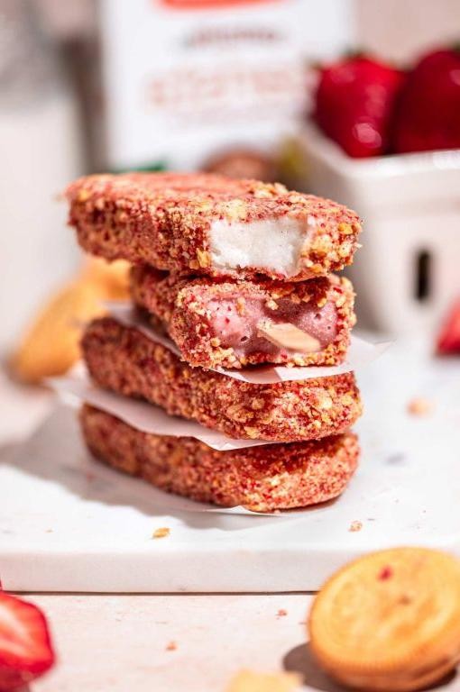 Strawberry Shortcake Bars