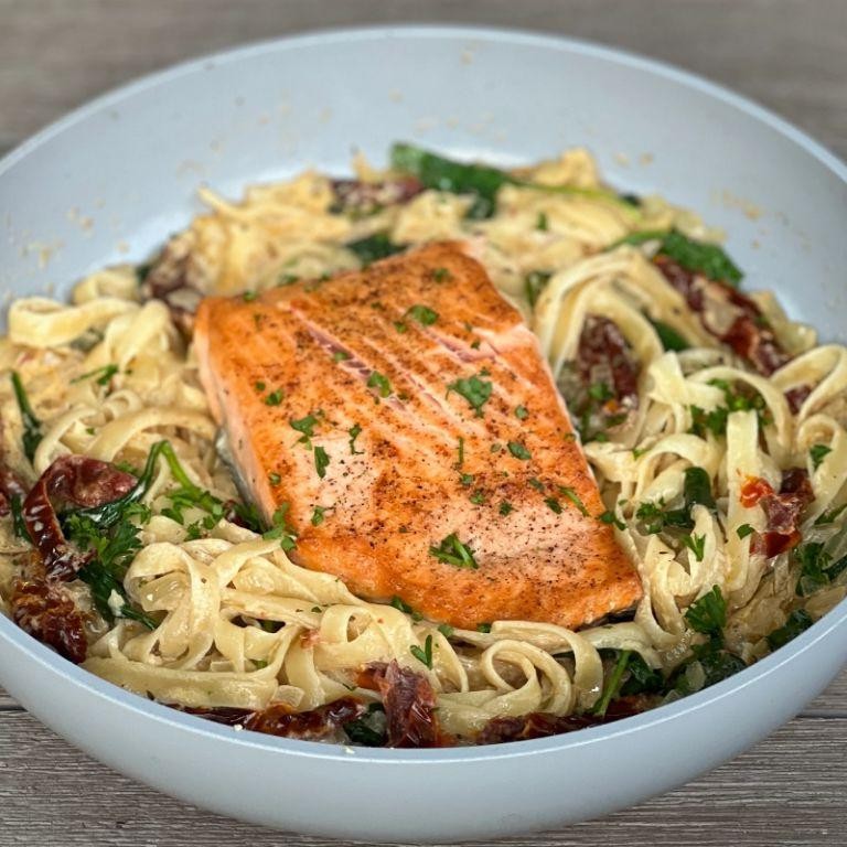Sun-Dried Tomato Salmon Fettuccine