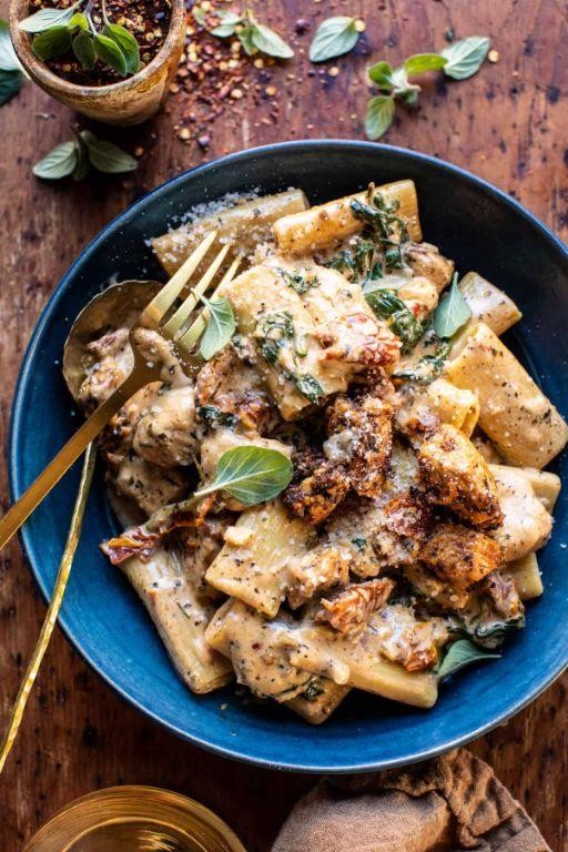 Sun-Dried Tomato and Basil Creamy Chicken Pasta