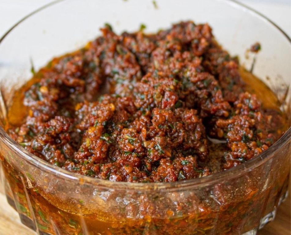 Sun-Dried Tomato and Olive Chilli Paste