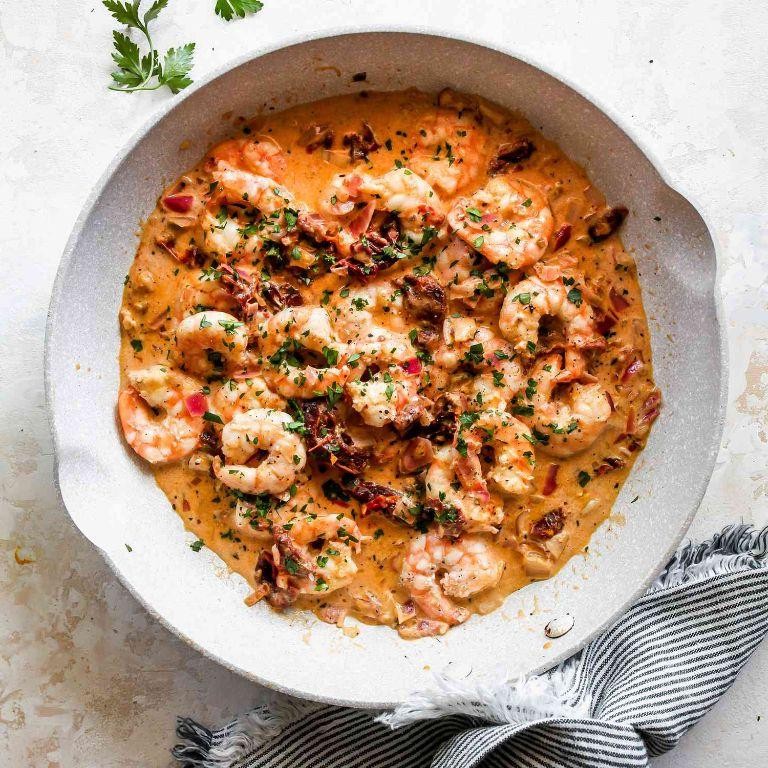 Sun-Dried Tomato and Shrimp Cream Pasta
