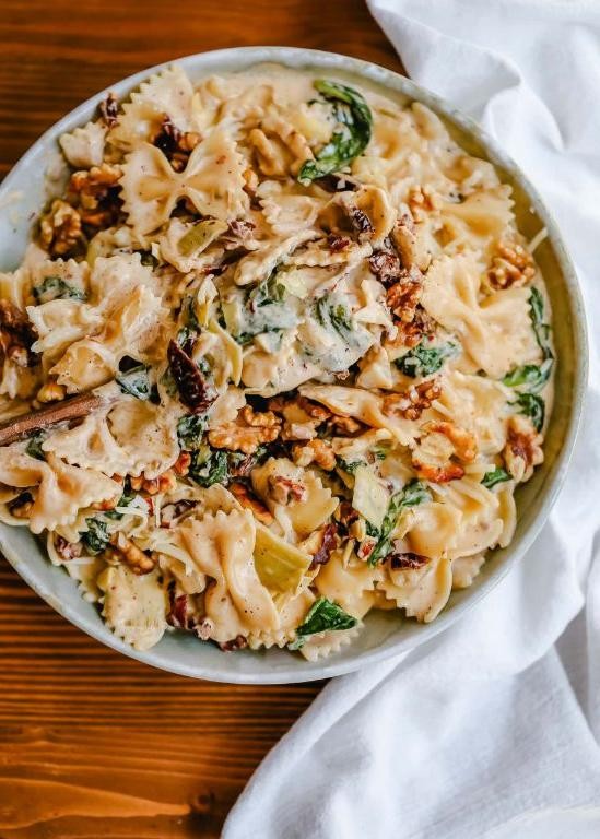 Sun-Dried Tomato and Spinach Bow Ties