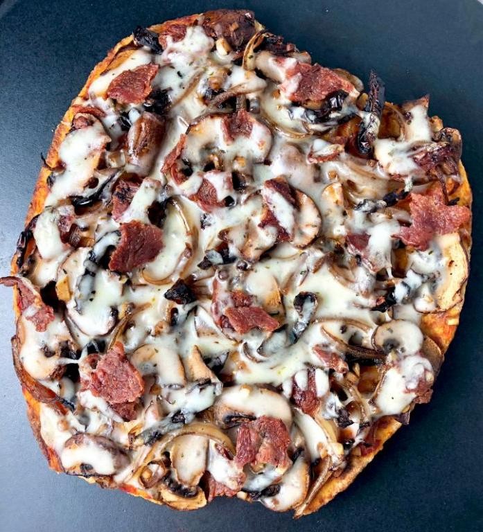 Sundried Tomato and Mushroom Pizza