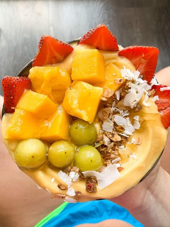 Sunrise Acai Bowl with Orange and Kiwi