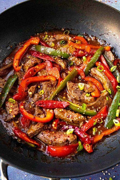 Szechuan Spicy Arm Steak Stir-Fry